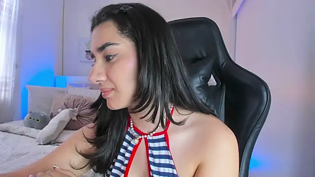 annadu011 online show from 03.17.25