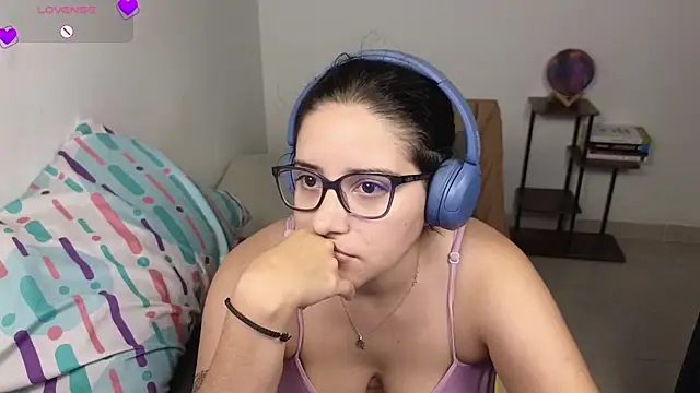 blue  moon  online show from 02.15.26