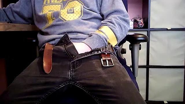 Snapshot of jimmi_xxl chatting on 02.19.25 jimmi xxl online show from 02.19.25