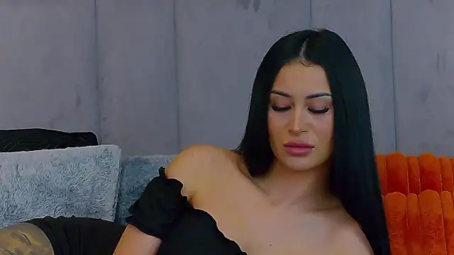 EmyLaveau online show from 02.12.26