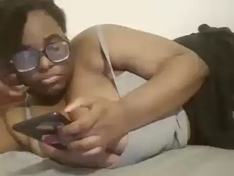 MissCC99 online show from 03.22.25