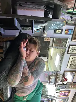 evacheers online show from 02.02.25