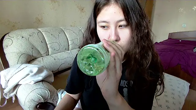 Riz girl online show from 03.23.26