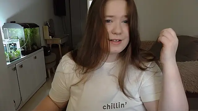 remirann  online show from 02.15.25