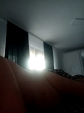 Snapshot of Adry1986 chatting on 11.01.25 Adry1986 online show from 11.01.25