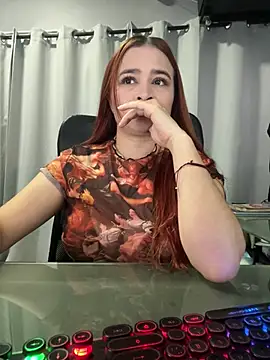 Marie Castelzc online show from 02.20.25