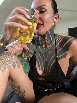 Snapshot of InkedBiitch chatting on 07.01.26 InkedBiitch online show from 07.01.26