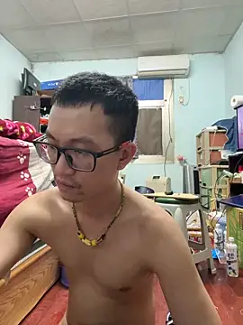 Snapshot of Exposedsian chatting on 04.07.26 Exposedsian online show from 04.07.26