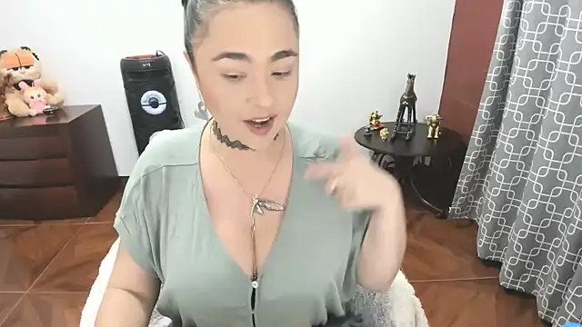 Snapshot of lusciousxxx chatting on 08.04.26 lusciousxxx online show from 08.04.26