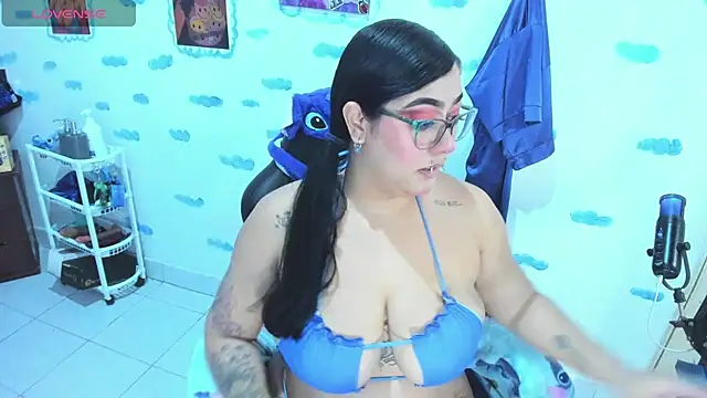 OnlyBluex online show from 12.19.25