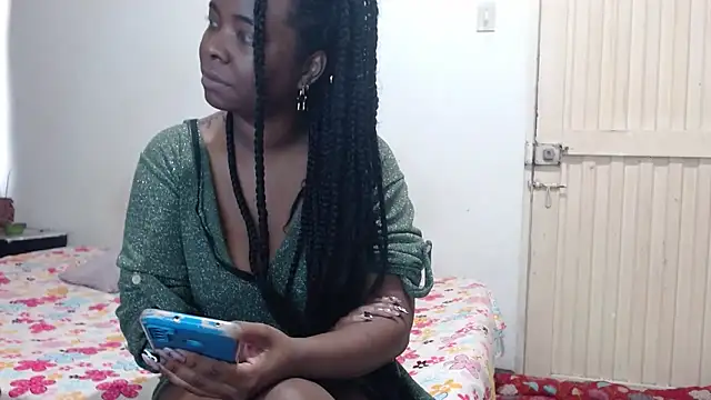 Snapshot of hot_and_naughty_latin chatting on 11.07.25 hot and naughty latin online show from 11.07.25