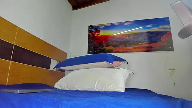 Snapshot of _ebony-queen_ chatting on 01.29.25 ebony-queen online show from 01.29.25