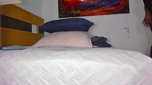 Snapshot of _ebony-queen_ chatting on 03.21.25 ebony-queen online show from 03.21.25