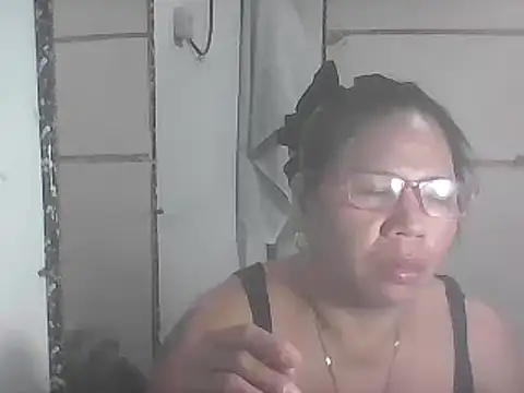 hotwet mama4uxx online show from 01.14.25