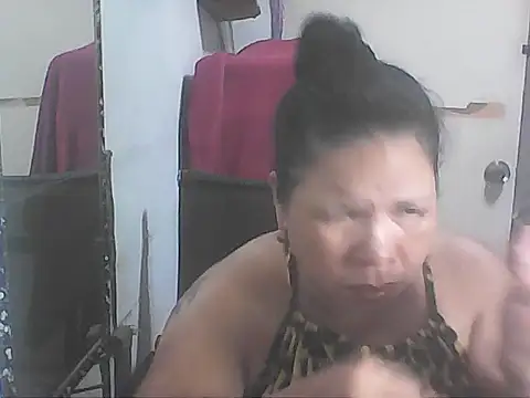 hotwet mama4uxx online show from 01.13.26