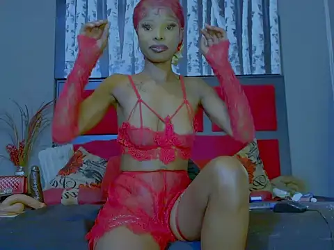 MissParis26 online show from 10.26.25