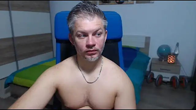 RobbyShawz online show from 10.17.25