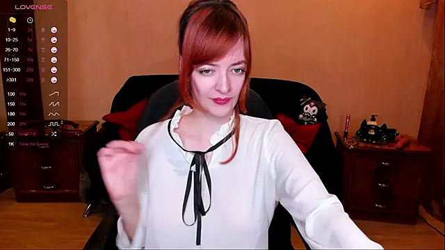 Snapshot of Mary_Yolo chatting on 12.06.24 Mary Yolo online show from 12.06.24