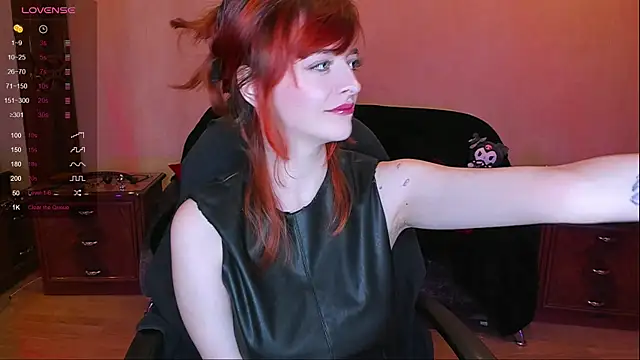 Snapshot of Mary_Yolo chatting on 12.07.24 Mary Yolo online show from 12.07.24