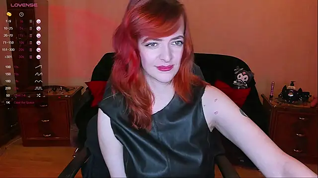 Snapshot of Mary_Yolo chatting on 12.07.24 Mary Yolo online show from 12.07.24