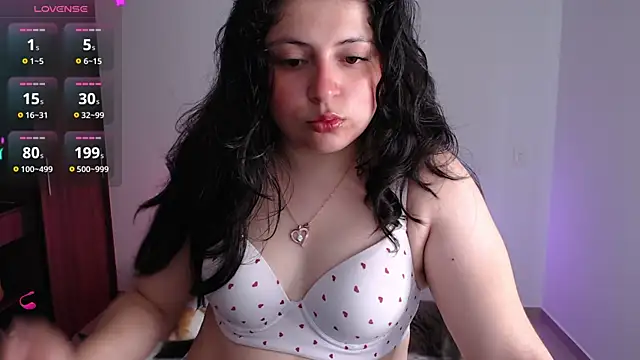 Snapshot of sofix__ chatting on 05.18.26 sofix online show from 05.18.26