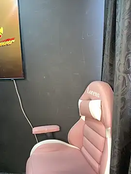 Snapshot of Lorena__ chatting on 11.07.25 Lorena online show from 11.07.25