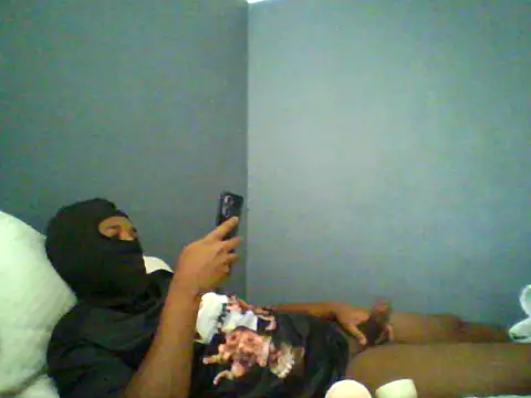 Snapshot of TitularAdaption chatting on 10.26.25 TitularAdaption online show from 10.26.25