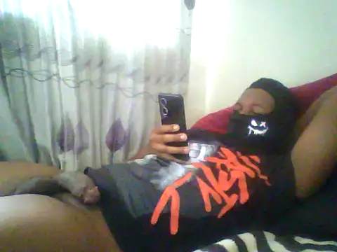 Snapshot of TitularAdaption chatting on 12.19.25 TitularAdaption online show from 12.19.25