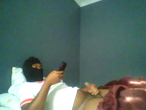 Snapshot of TitularAdaption chatting on 12.20.25 TitularAdaption online show from 12.20.25