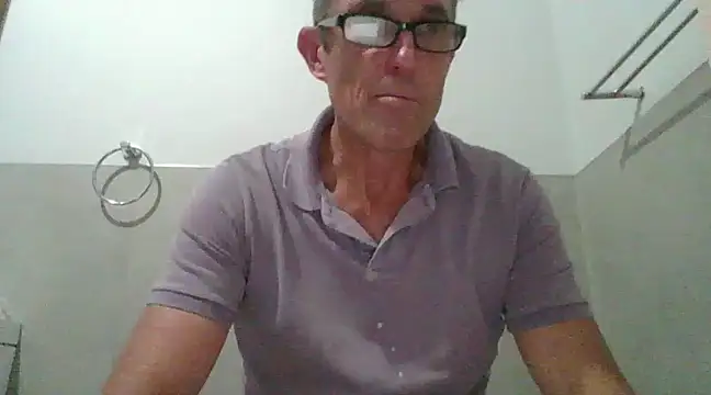 Snapshot of xykenrah@xh chatting on 01.07.25 xykenrahxh online show from 01.07.25