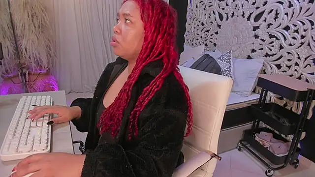 pamela doll3 online show from 10.14.25