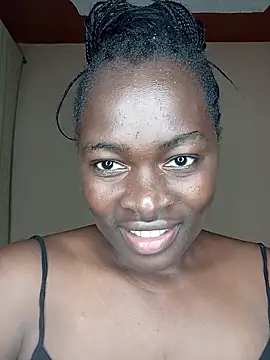 Snapshot of _cutemelania chatting on 10.05.25 cutemelania online show from 10.05.25