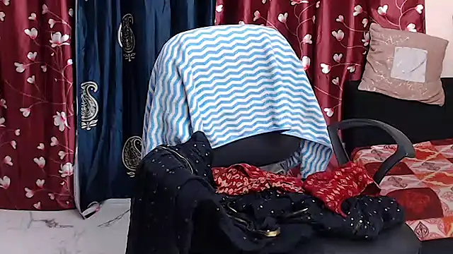 Naiaa-mylove online show from 07.07.26