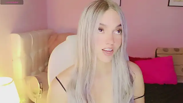 EvaEvangeline online show from 09.18.25