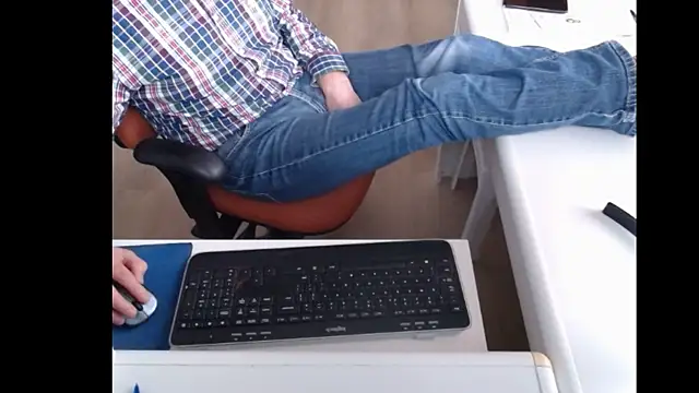 Snapshot of dutchpornking chatting on 01.30.25 dutchpornking online show from 01.30.25