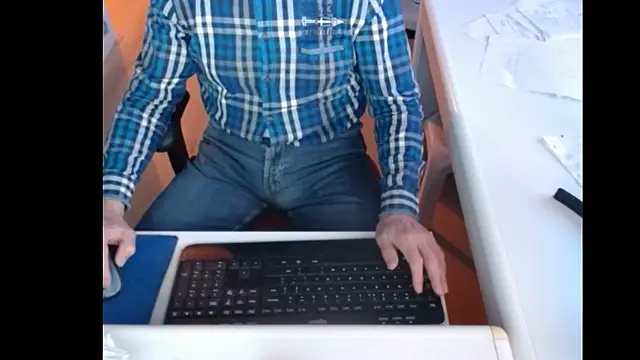 Snapshot of dutchpornking chatting on 02.06.25 dutchpornking online show from 02.06.25