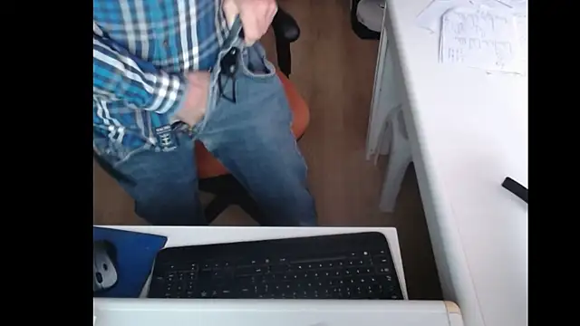 Snapshot of dutchpornking chatting on 02.09.25 dutchpornking online show from 02.09.25