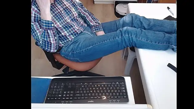 Snapshot of dutchpornking chatting on 03.15.25 dutchpornking online show from 03.15.25