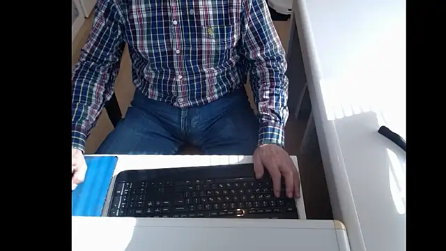 Snapshot of dutchpornking chatting on 03.16.25 dutchpornking online show from 03.16.25