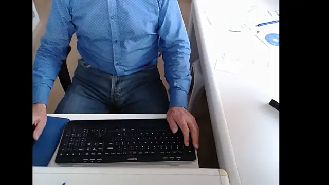 Snapshot of dutchpornking chatting on 09.16.25 dutchpornking online show from 09.16.25