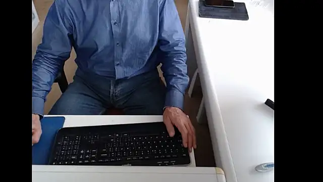 Snapshot of dutchpornking chatting on 09.22.25 dutchpornking online show from 09.22.25