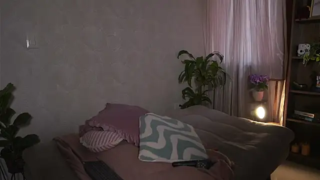 HannahEvanss online show from 04.08.26