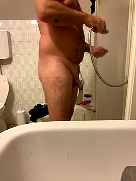 Snapshot of bomakrn chatting on 11.09.25 bomakrn online show from 11.09.25