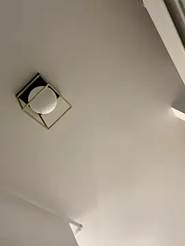 Snapshot of Arabian_beauty chatting on 10.26.25 Arabian beauty online show from 10.26.25