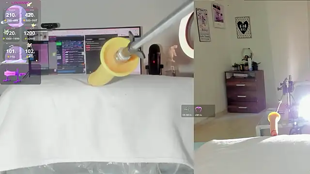 Snapshot of sofi_velez chatting on 02.25.26 sofi velez online show from 02.25.26