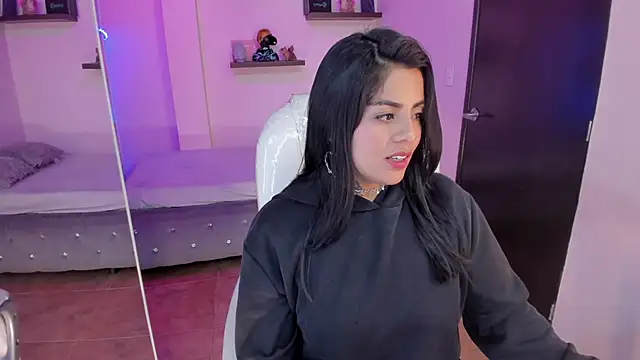 Catalinaa martinez online show from 01.17.25