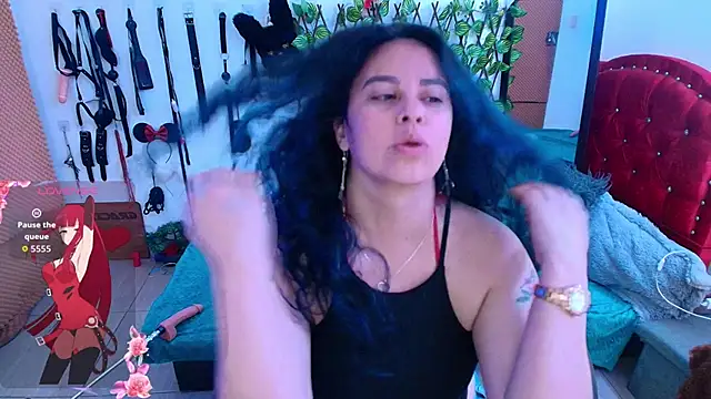 Snapshot of elektra_32 chatting on 10.10.25 elektra 32 online show from 10.10.25