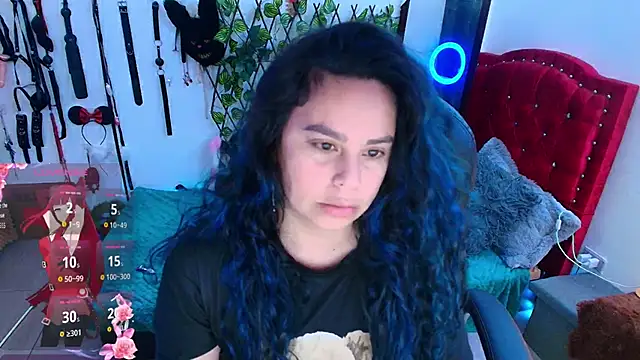 Snapshot of elektra_32 chatting on 10.15.25 elektra 32 online show from 10.15.25