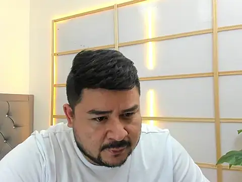 Snapshot of oso_dirty_ chatting on 07.14.26 oso dirty online show from 07.14.26