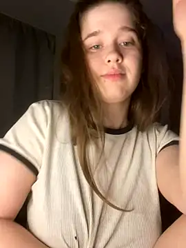 Snapshot of HornyGirlH chatting on 11.03.25 HornyGirlH online show from 11.03.25